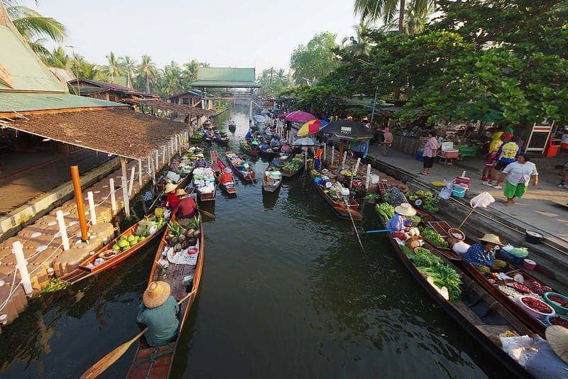 Have a Walk Along Mae Kha Canal